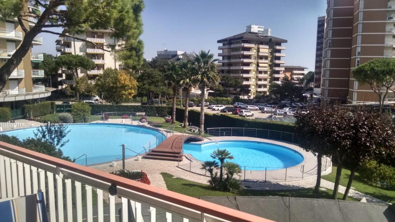 Appartamenti Puerto Do Sol Lignano Sabbiadoro Exteriér fotografie