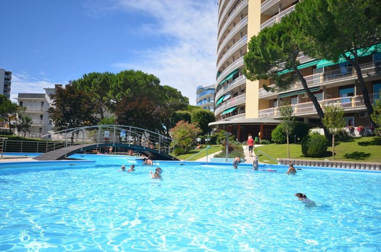 Appartamenti Puerto Do Sol Lignano Sabbiadoro Exteriér fotografie